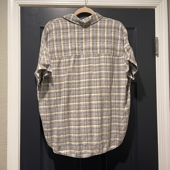 Madewell button down - Picture 3 of 4